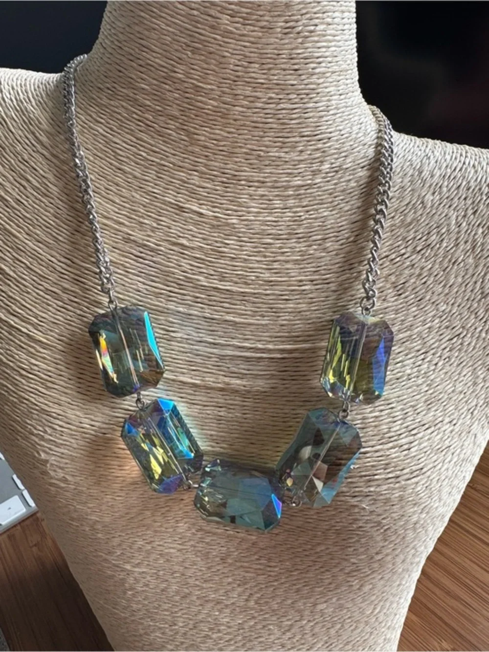 Paparazzi Iridescent Necklace